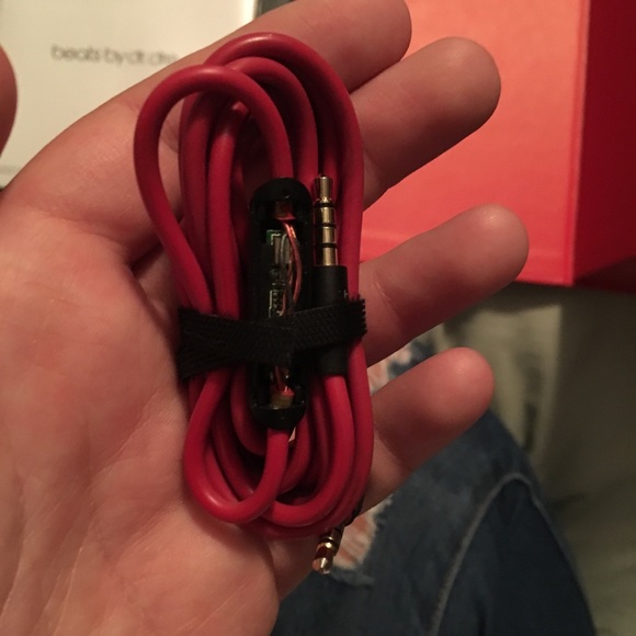 Beats By Dre — Original Studios (Pink) - Picture 8 of 8